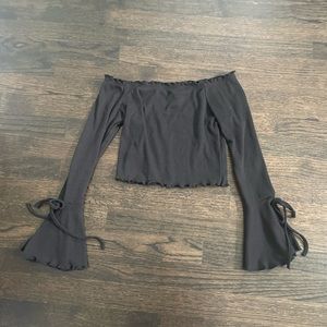 She + Sky off the shoulder black top small